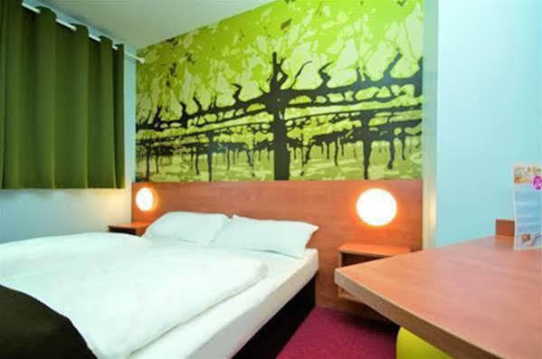 B&B Hotel Heilbronn Exterior foto